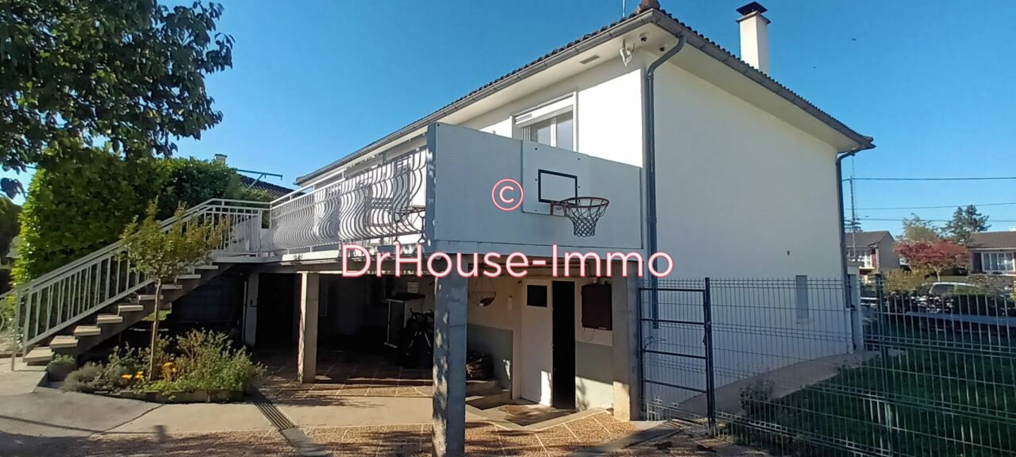 Maison 6 pièces de 122 m² - Jaunay-Clan (86130)