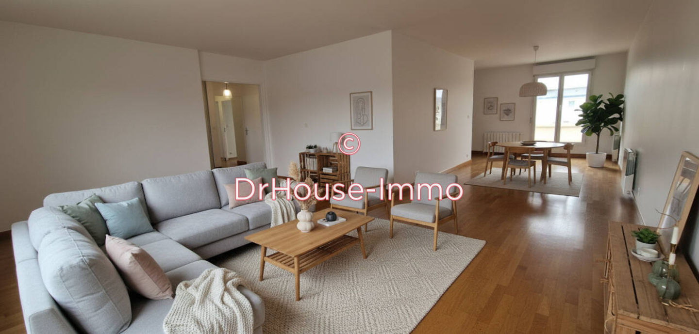 Appartement 5 pièces de 106 m² - Corbeil-Essonnes (91100)