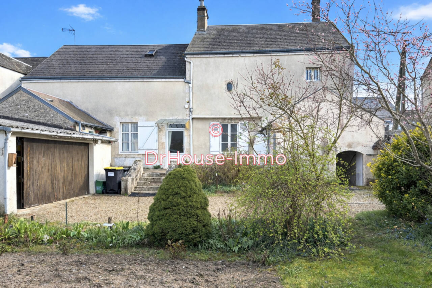 Maison 6 pièces de 148 m² - La Chapelle-Saint-Mesmin (45380)