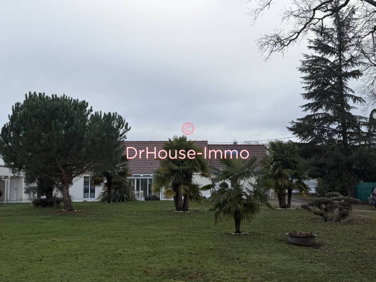 Maison 7 pièces de 178 m² - Saint-Denis-en-Val (45560)