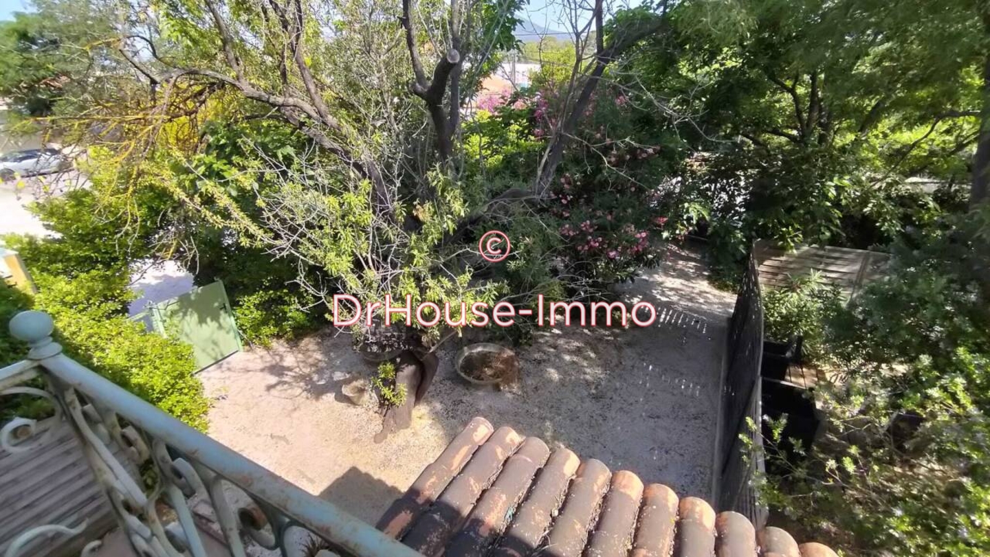 Appartement 5 pièces de 130 m² - Hyères (83400)