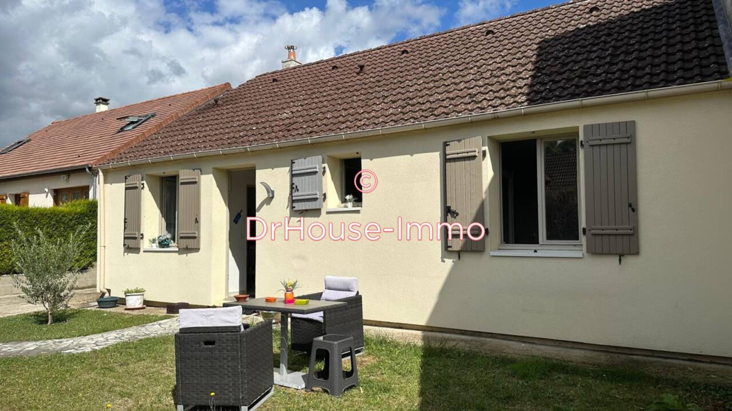 Maison 4 pièces de 80 m² - Limay (78520)