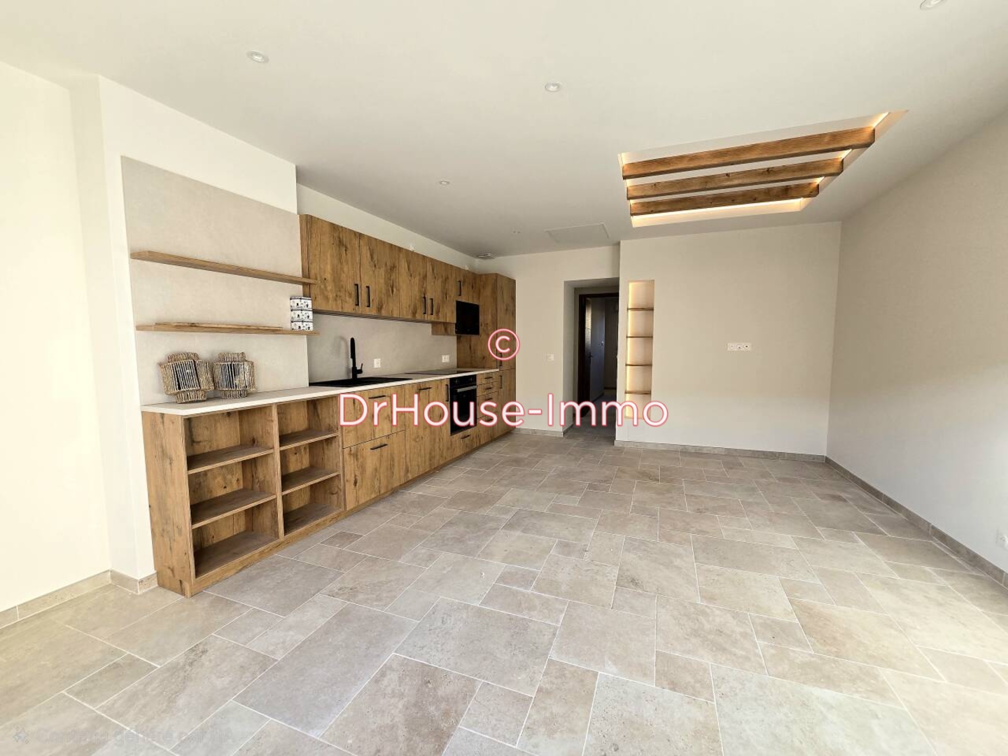 Maison 5 pièces de 97 m² - Le Lavandou (83980)