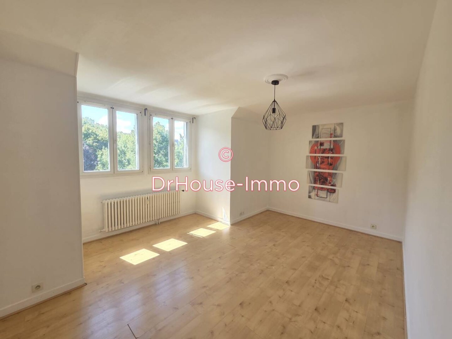 Appartement 3 pièces de 57 m² - Troyes (10000)