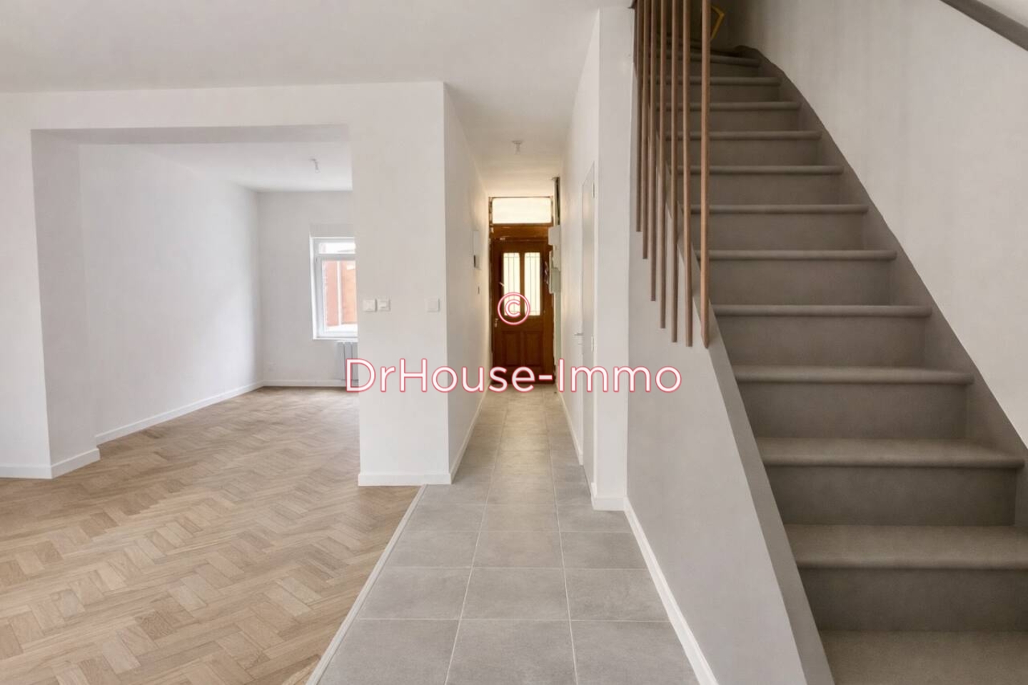 Maison 5 pièces de 125 m² - Anzin (59410)