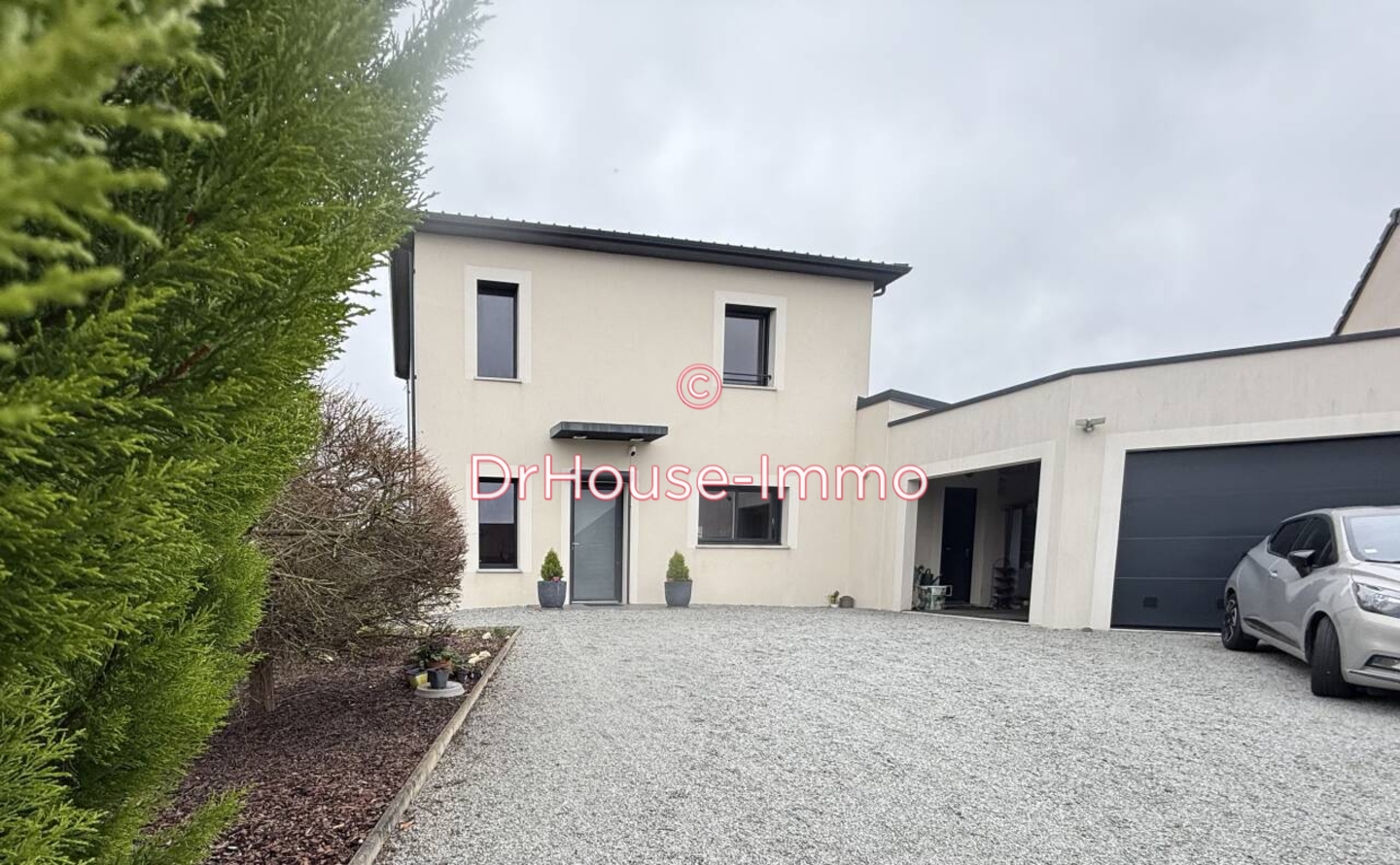 Maison 7 pièces de 150 m² - Le Poinçonnet (36330)