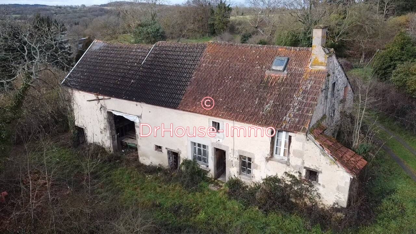 Maison 4 pièces de 130 m² - Clugnat (23270)