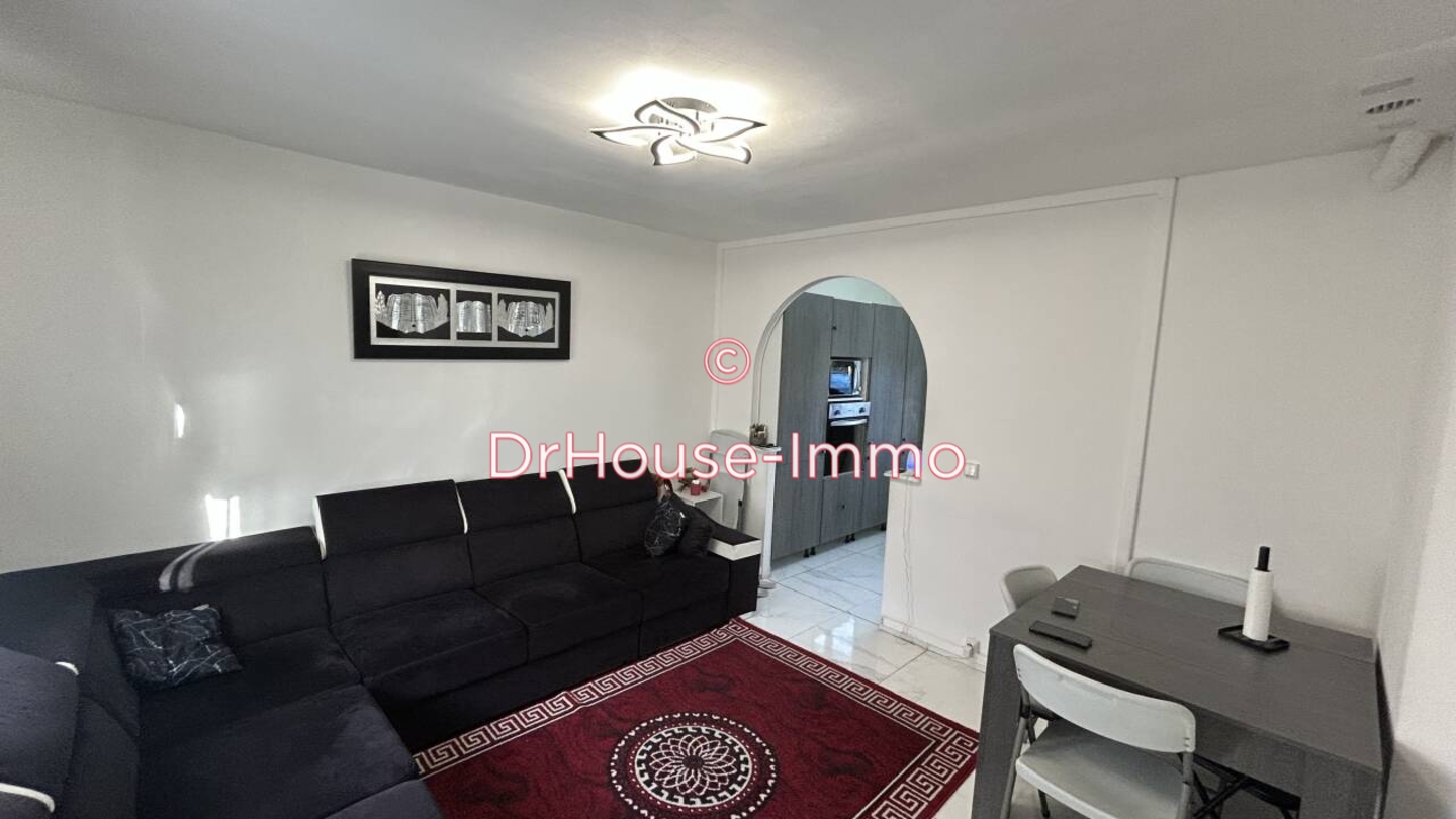 Maison 5 pièces de 73 m² - Saint-Fargeau-Ponthierry (77310)