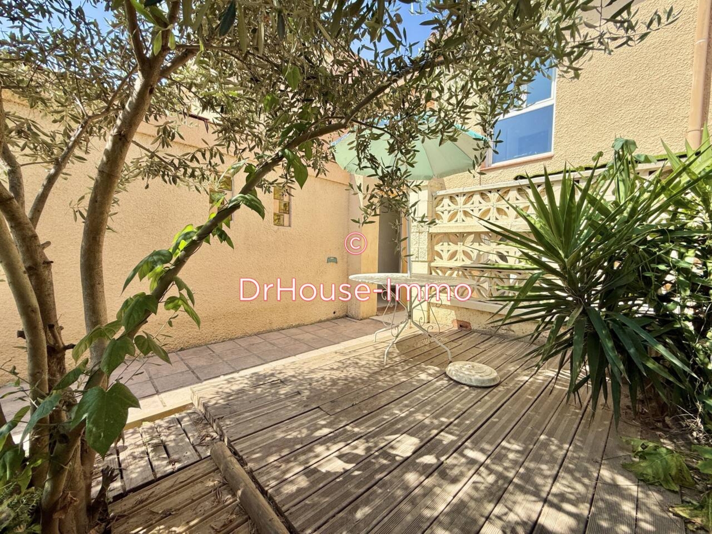 Maison 4 pièces de 110 m² - Saint-Estève (66240)