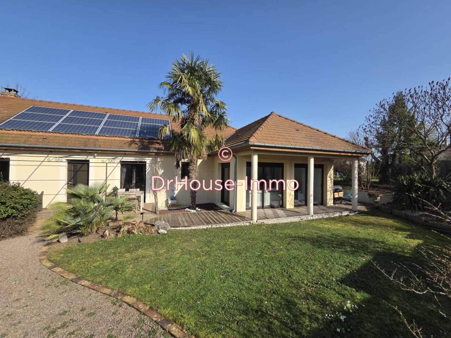 Maison 5 pièces de 171 m² - Courteranges (10270)