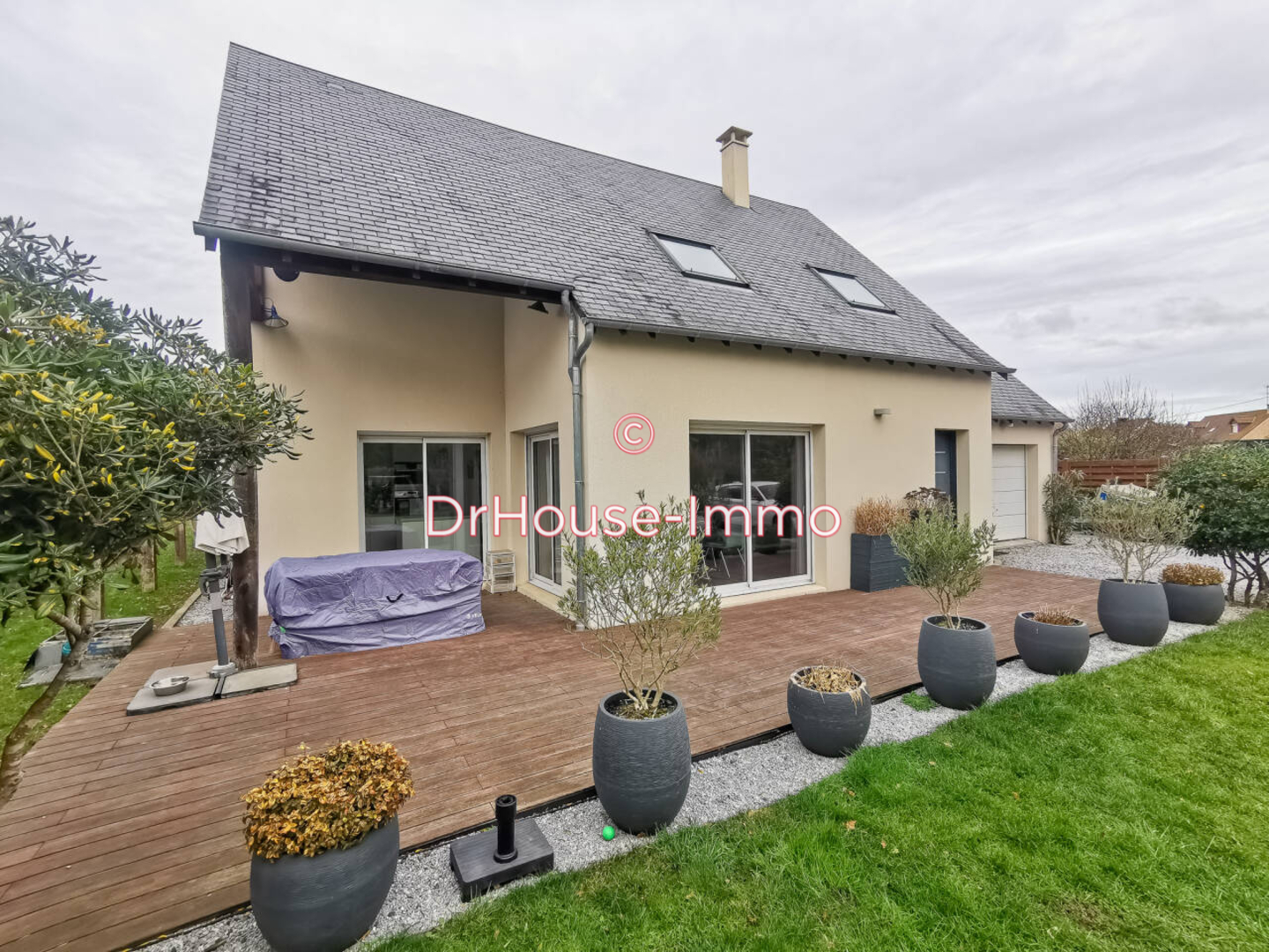 Maison 5 pièces de 135 m² - Savonnières (37510)