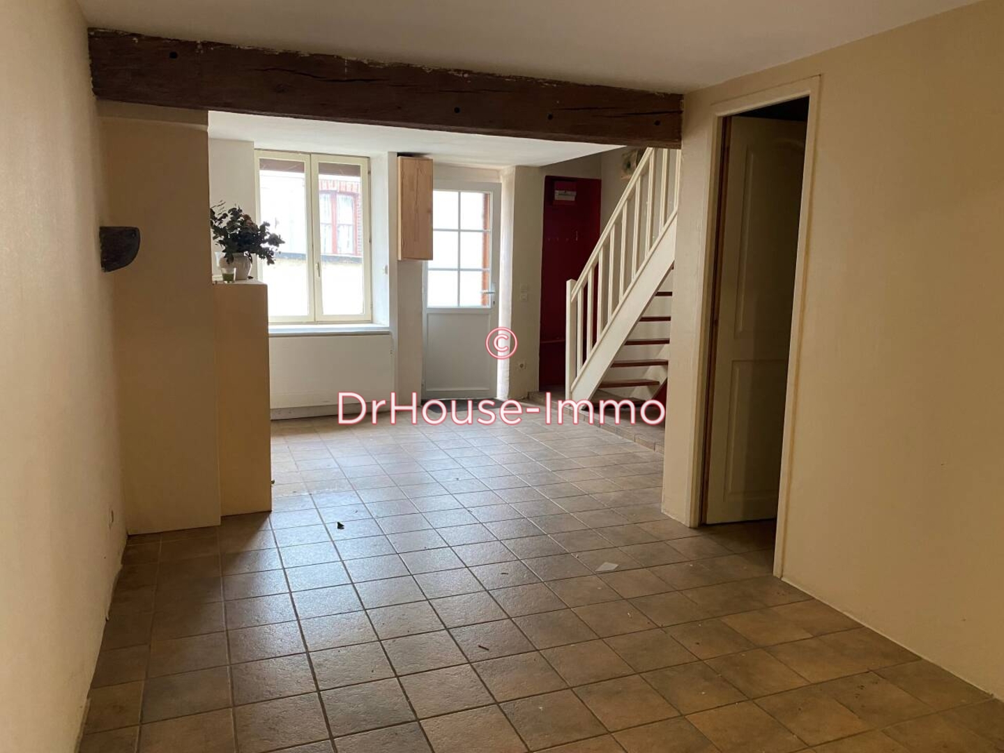 Maison 2 pièces de 54 m² - Toucy (89130)