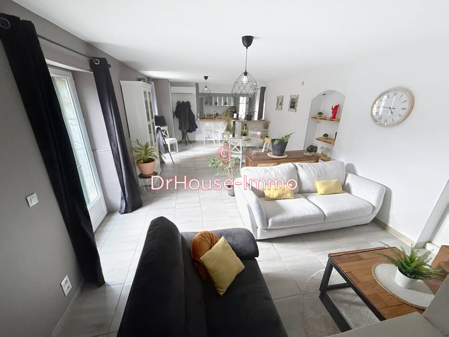 Maison 6 pièces de 140 m² - Périgueux (24000)