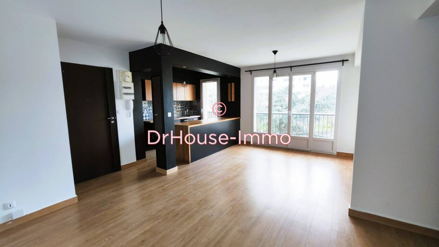 Appartement 4 pièces de 68 m² - Savigny-sur-Orge (91600)