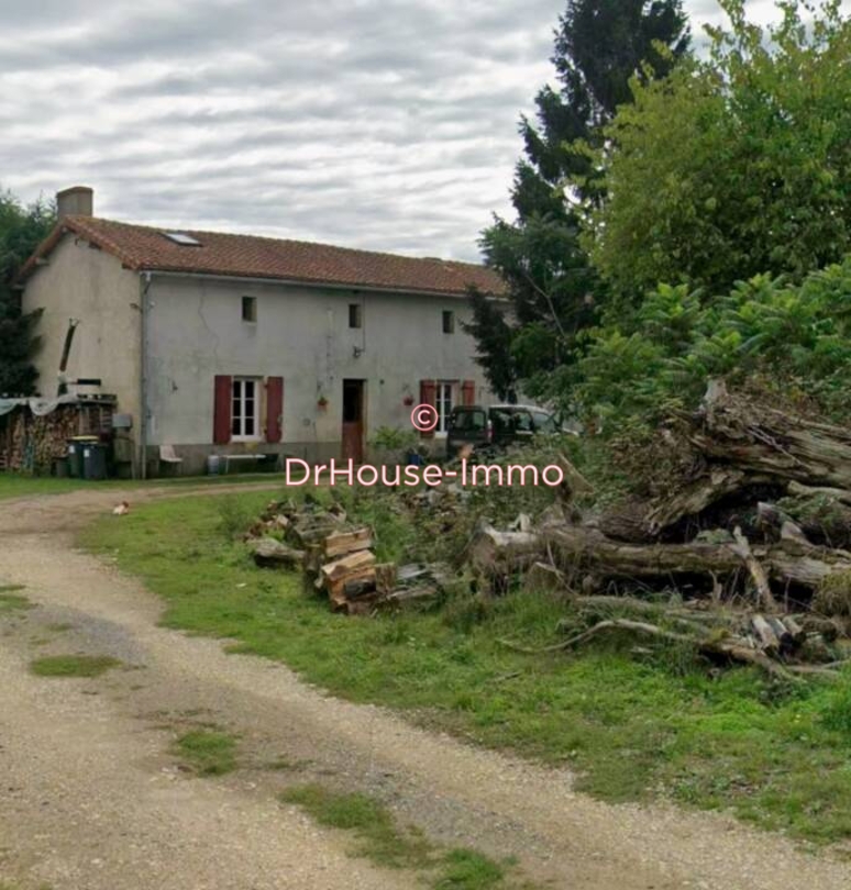 Maison 5 pièces de 104 m² - Availles-Limouzine (86460)