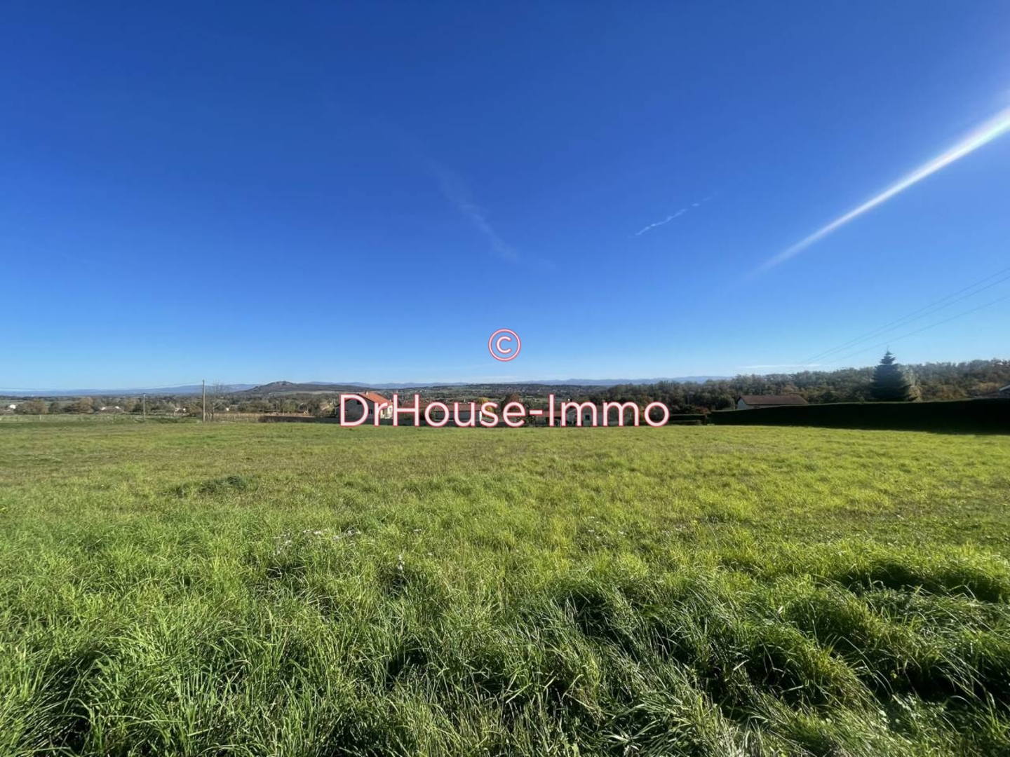 Terrain de 747 m² - Pralong (42600)