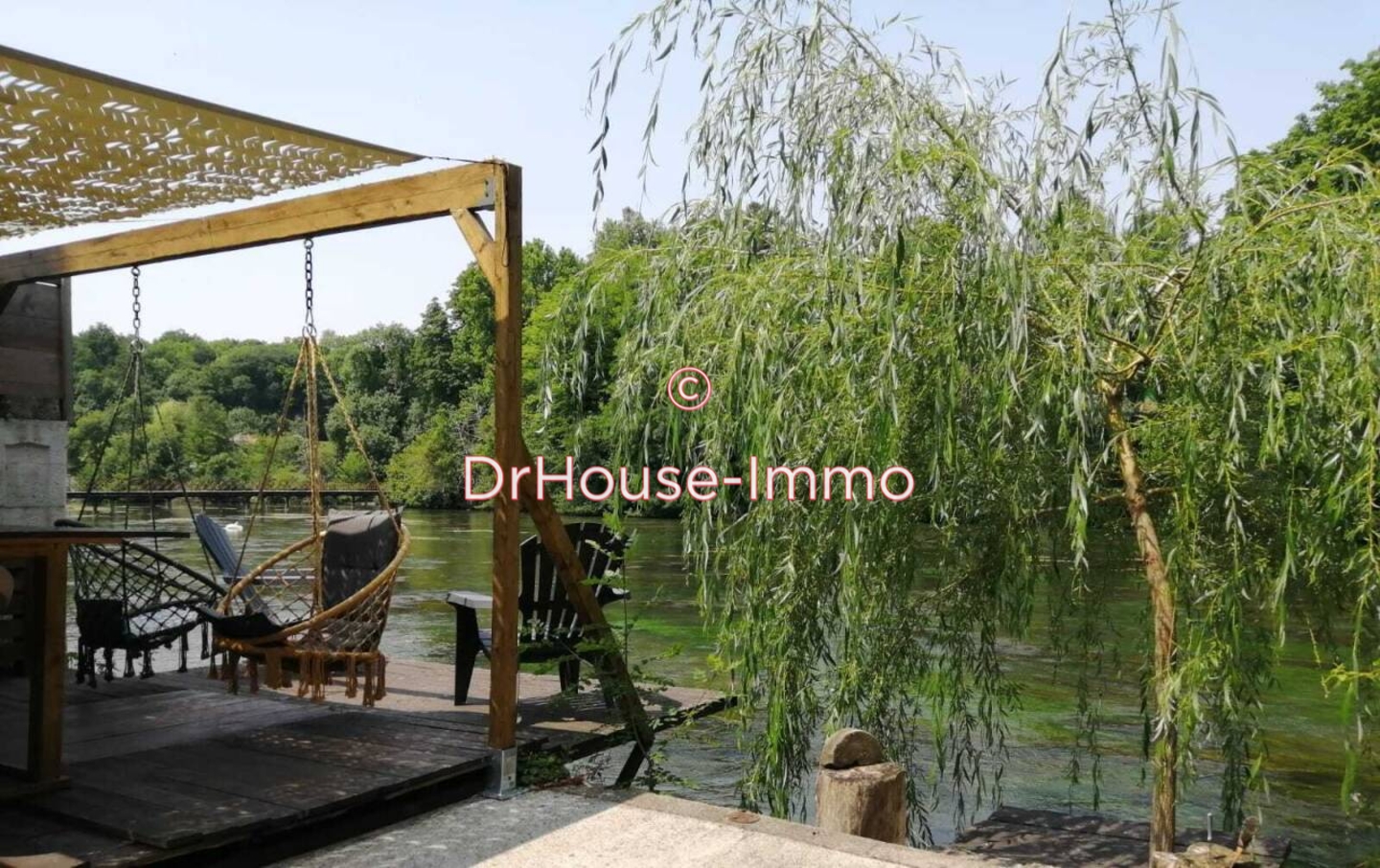 Maison 5 pièces de 123 m² - Ruelle-sur-Touvre (16600)