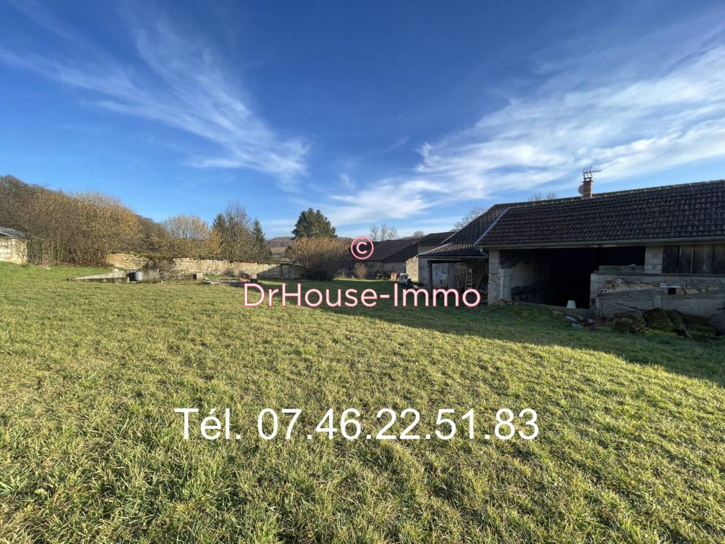 Maison 7 pièces de 237 m² - Rozerotte (88500)