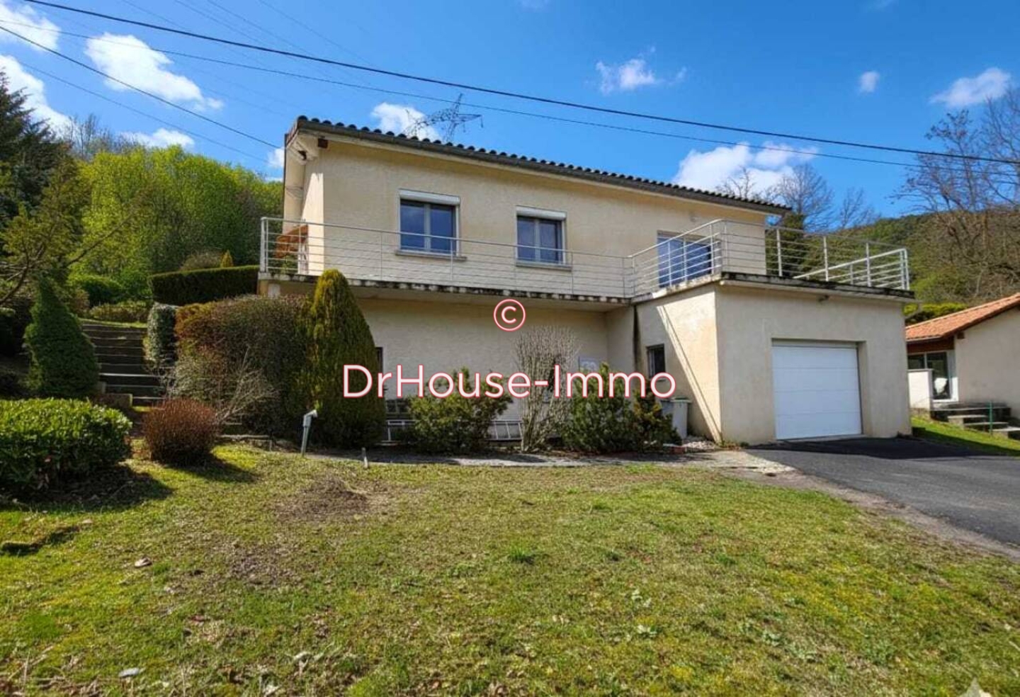 Maison 6 pièces de 87 m² - Polignac (43000)