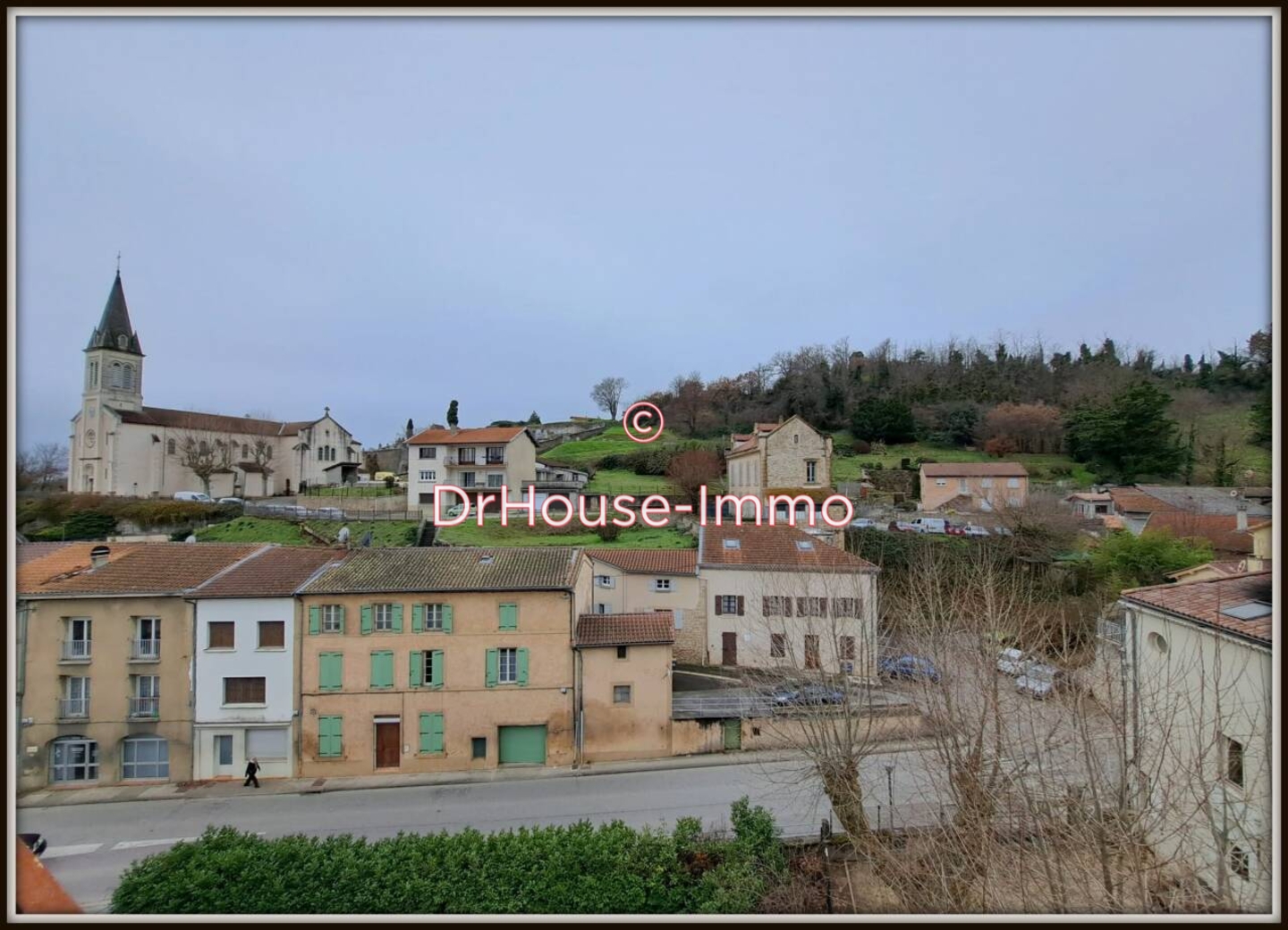 Appartement 3 pièces de 71 m² - Peyrins (26380)