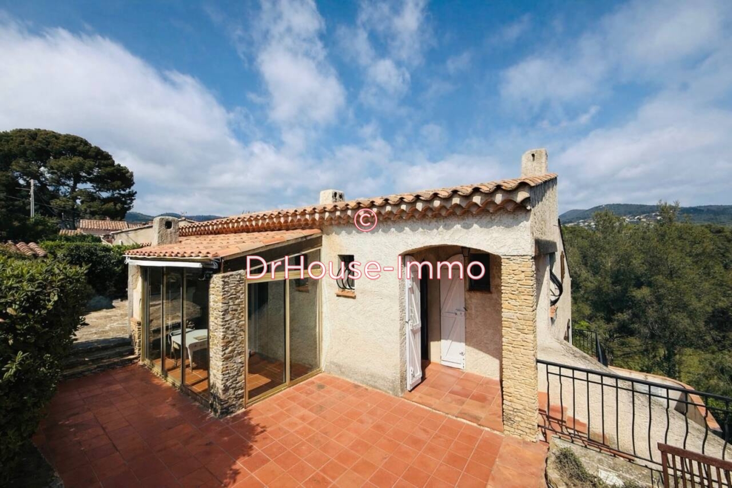 Maison 6 pièces de 145 m² - La Ciotat (13600)