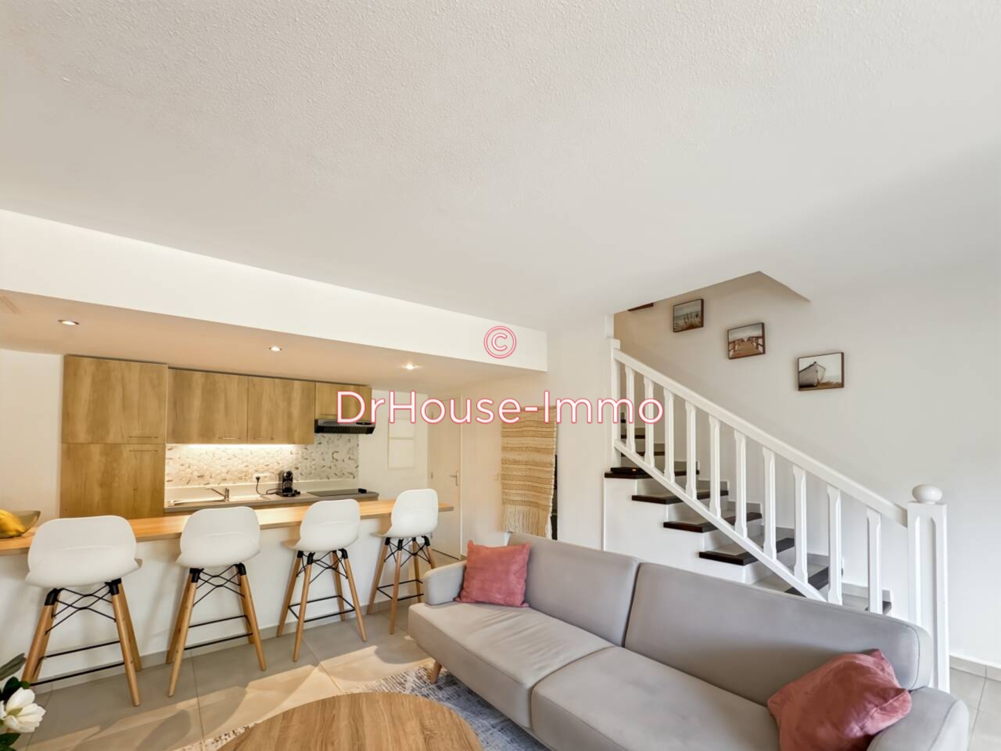 Appartement 2 pièces de 55 m² - Saint-Martin (97150)