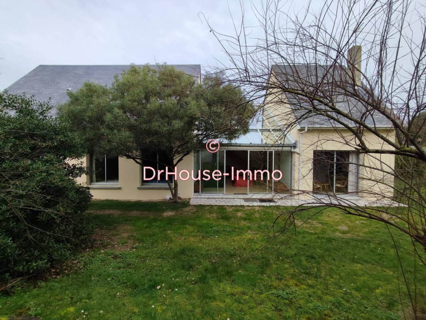 Maison 8 pièces de 211 m² - Hermanville-sur-Mer (14880)