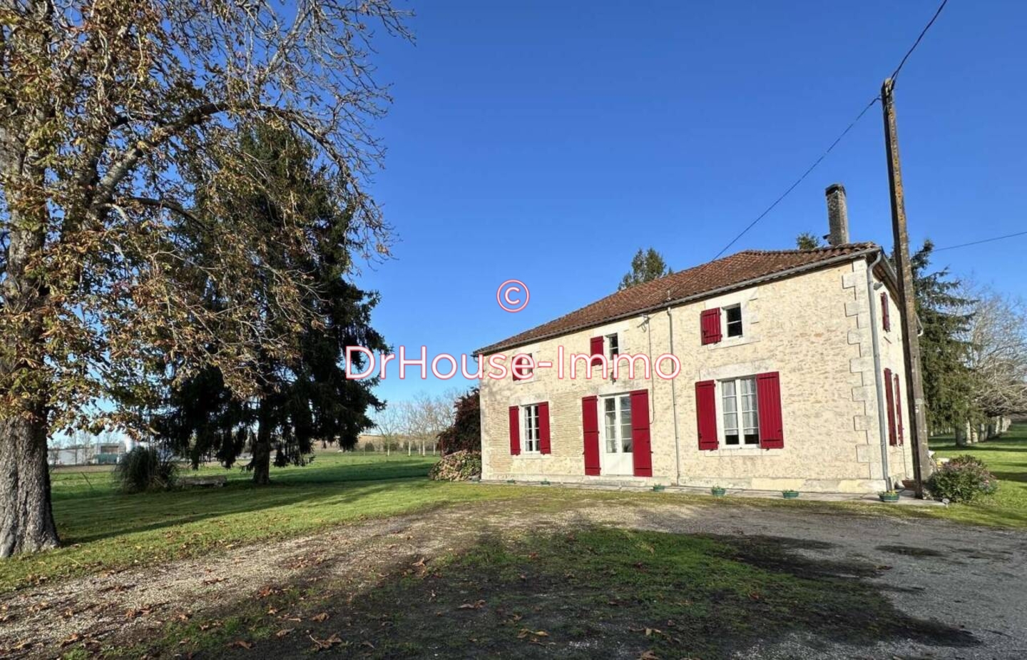 Maison 5 pièces de 185 m² - Saint-Quentin-du-Dropt (47330)