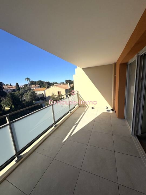 Appartement 3 pièces de 62 m² - Six-Fours-les-Plages (83140)