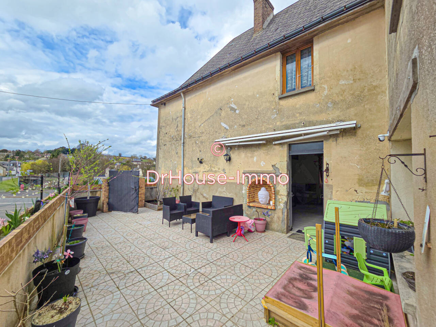 Maison 5 pièces de 131 m² - Saint-Christophe-sur-le-Nais (37370)