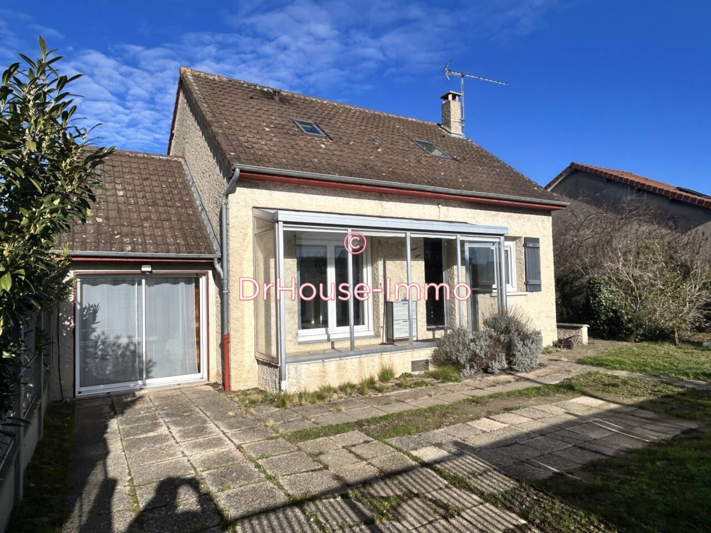 Maison 5 pièces de 88 m² - Porcheville (78440)