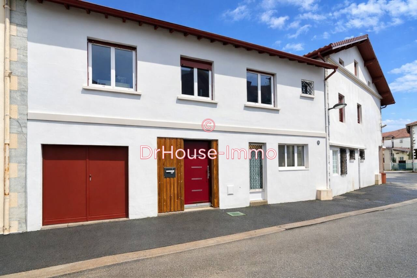 Maison 8 pièces de 146 m² - Saint-Vincent-de-Tyrosse (40230)