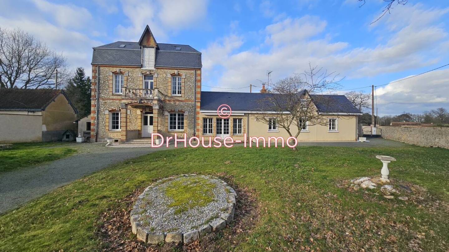 Maison 6 pièces de 172 m² - Changé (72560)