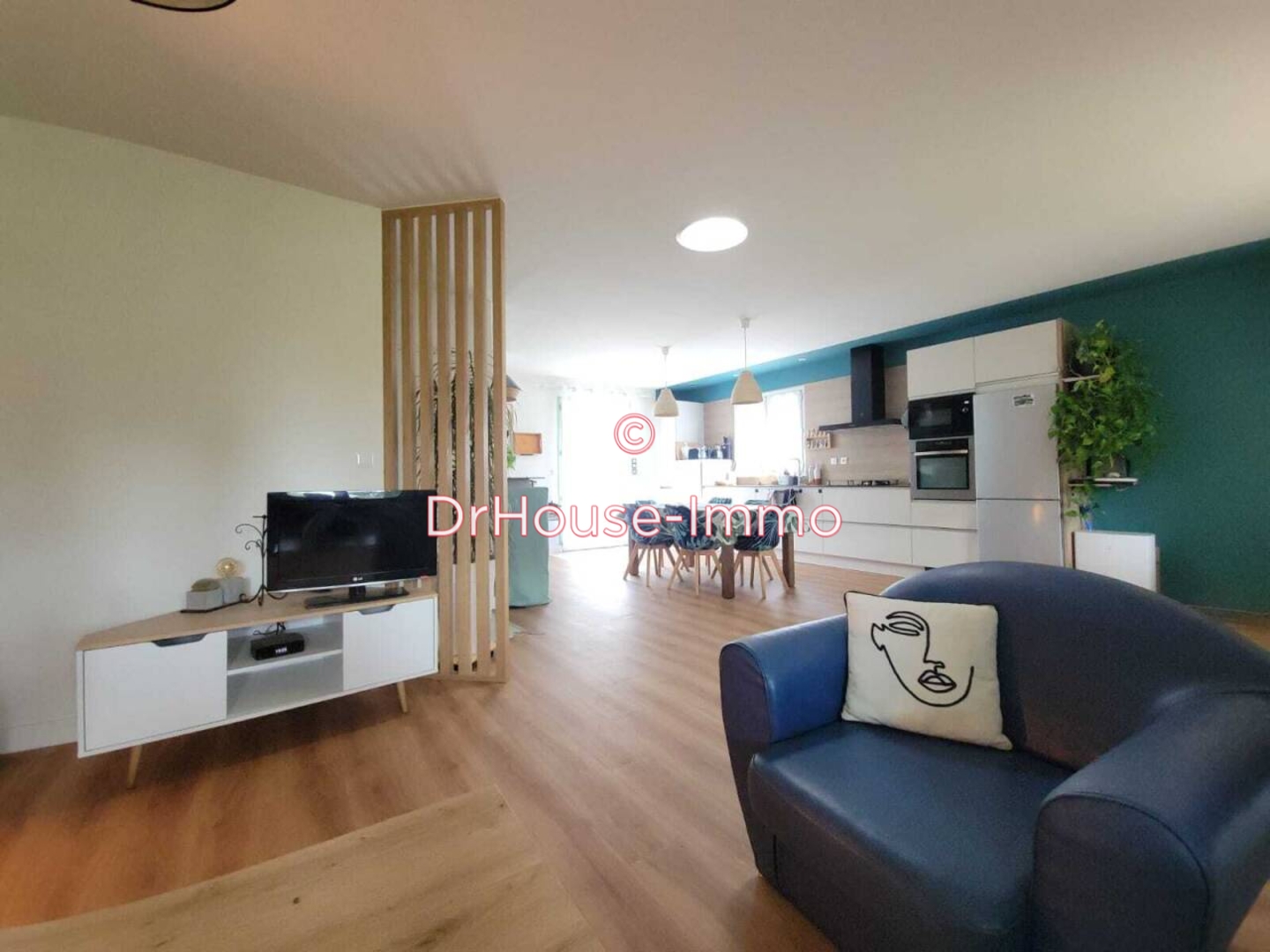 Maison 9 pièces de 175 m² - Apremont (85220)