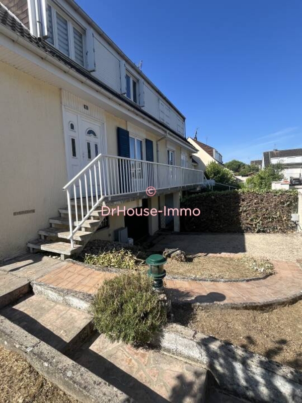 Maison 4 pièces de 99 m² - Châtellerault (86100)