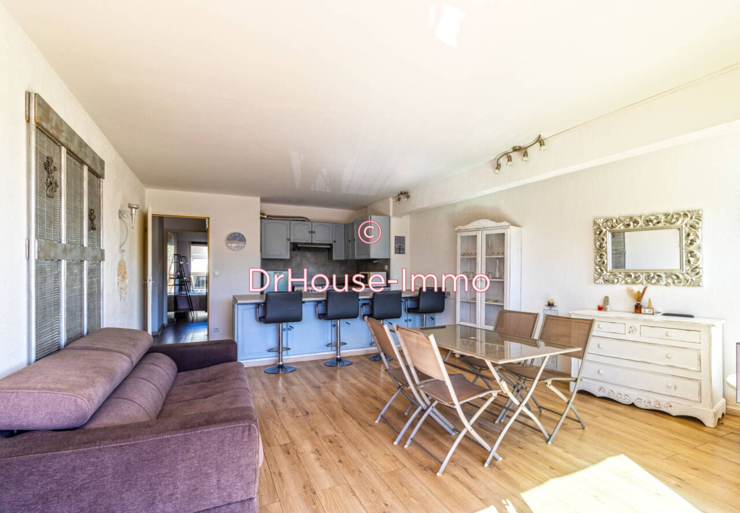 Appartement 2 pièces de 45 m² - Cavalaire-sur-Mer (83240)