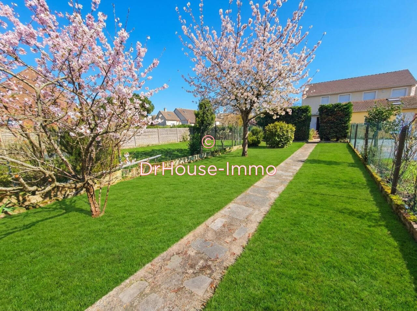 Maison 6 pièces de 110 m² - Bezons (95870)