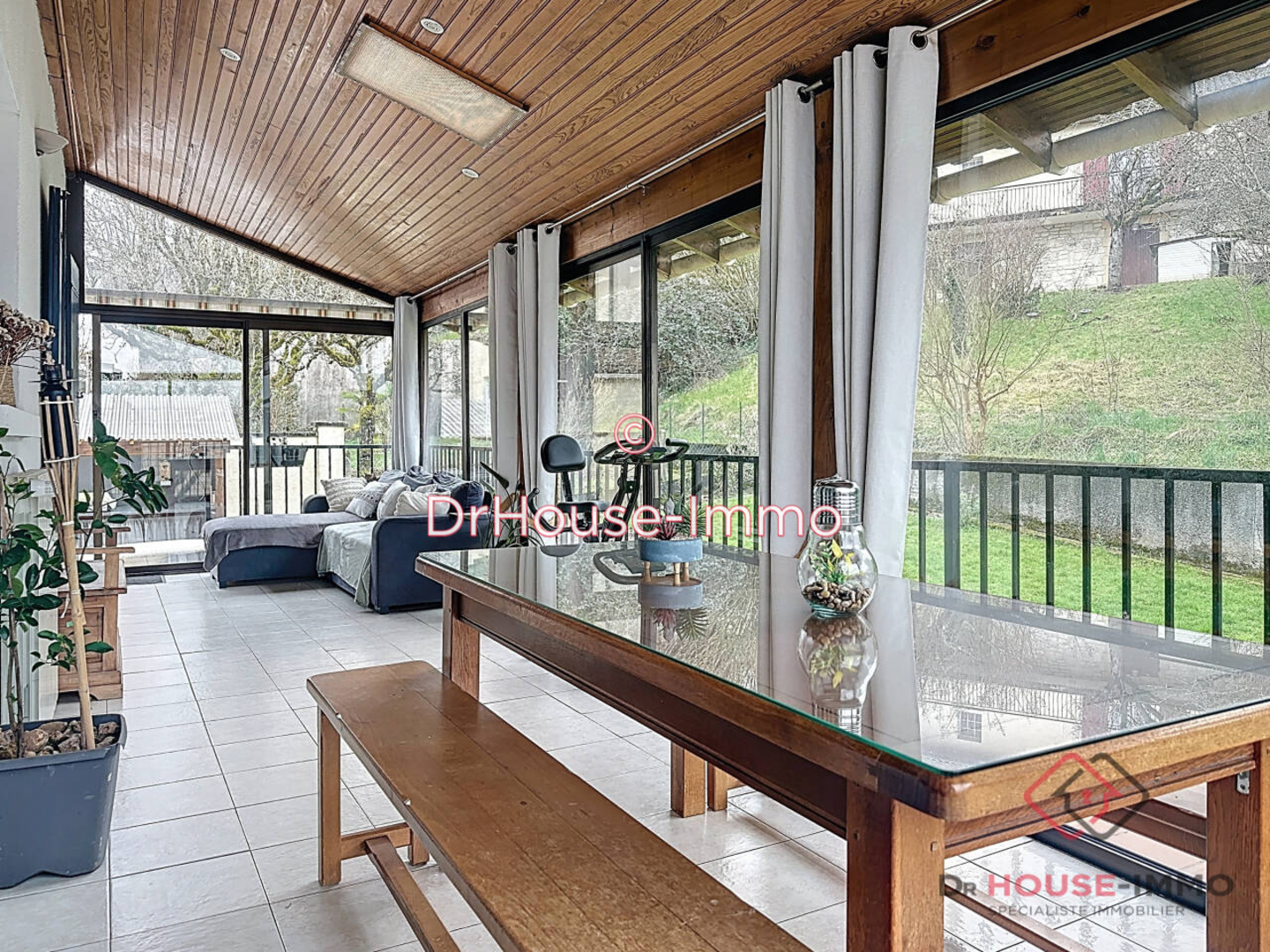 Maison 4 pièces de 128 m² - Périgueux (24000)