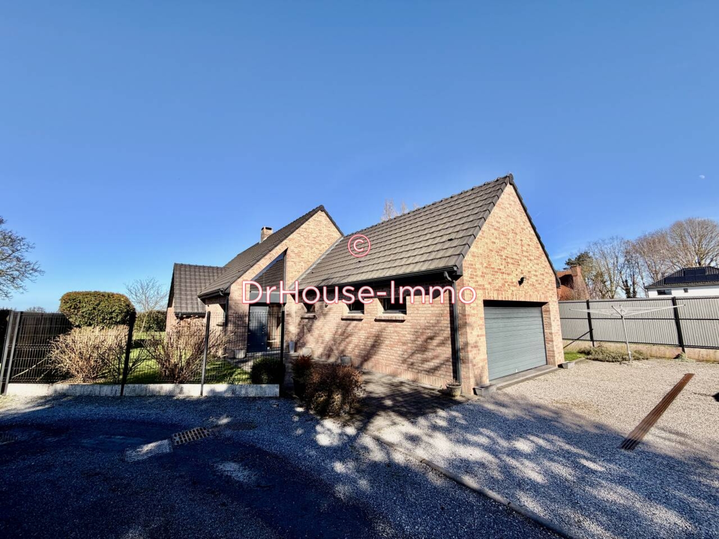 Maison 6 pièces de 194 m² - Camphin-en-Pévèle (59780)