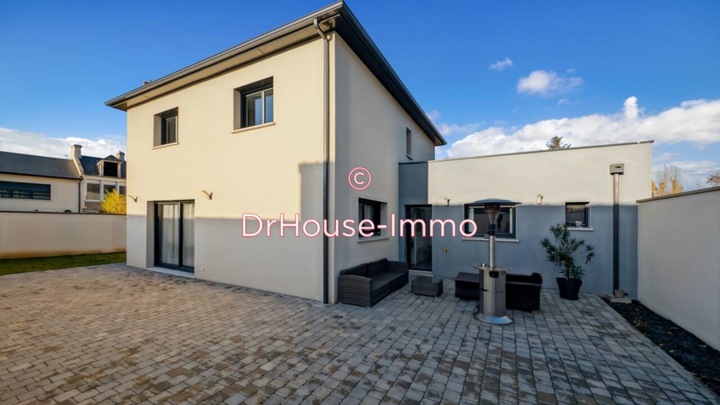 Maison 6 pièces de 137 m² - Escoville (14850)