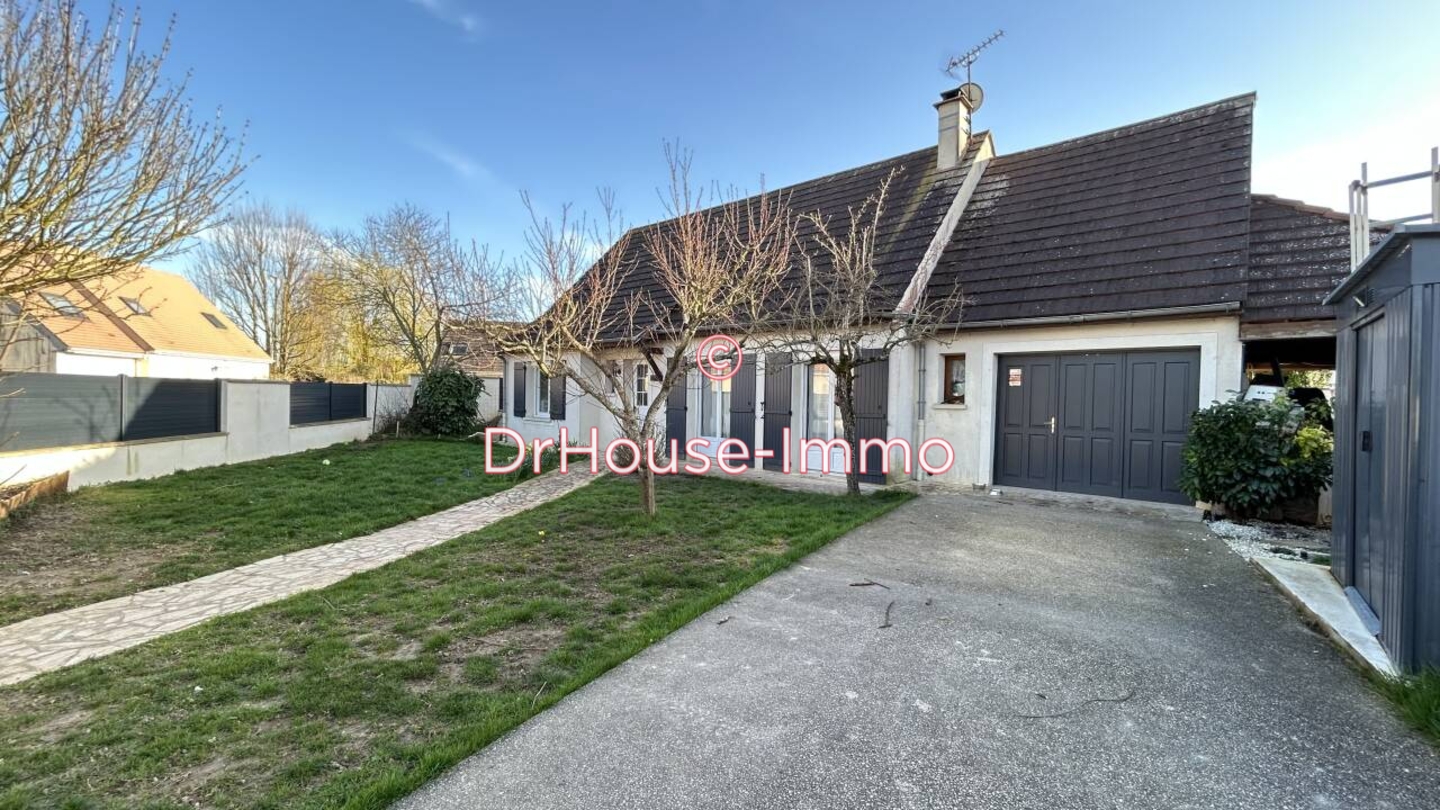 Maison 6 pièces de 106 m² - Crisenoy (77390)