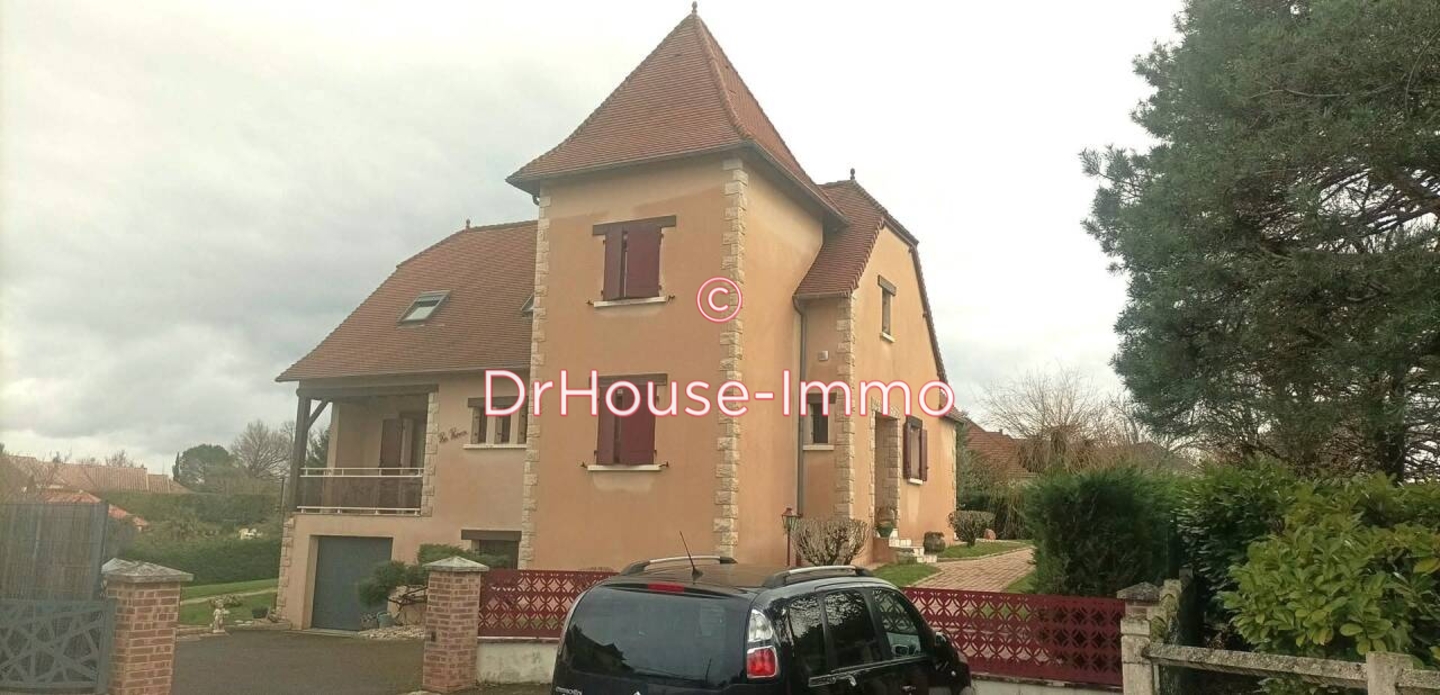 Maison 5 pièces de 150 m² - Cosnac (19360)