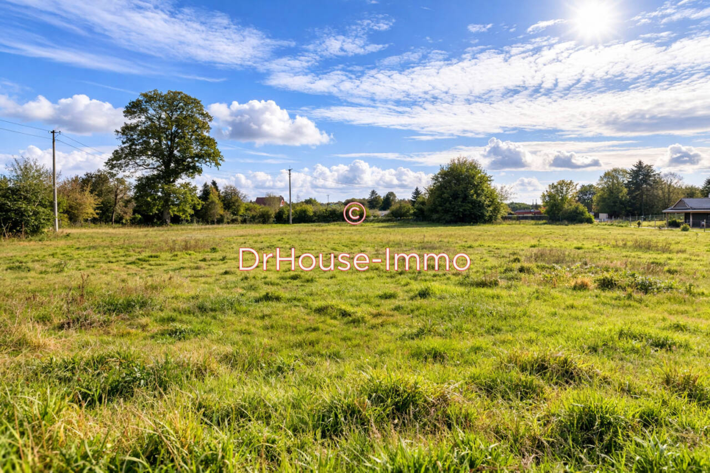 Terrain de 1 900 m² - Conches-en-Ouche (27190)