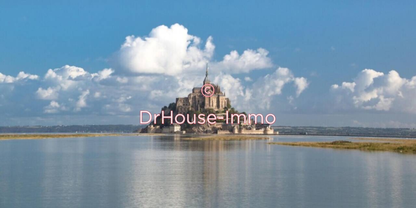 Terrain de 925 m² - Pontorson (50170)