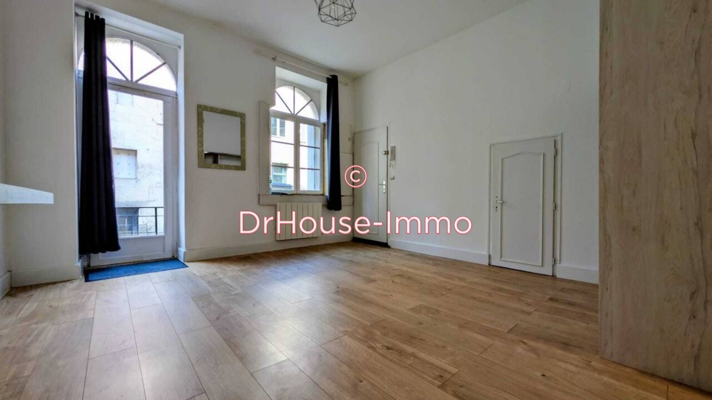 Appartement 1 pièce de 24 m² - Poitiers (86000)