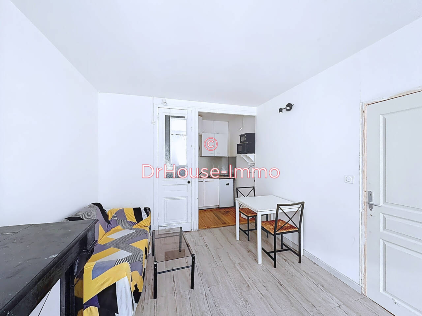 Appartement 1 pièce de 21 m² - Saint-Étienne (42000)
