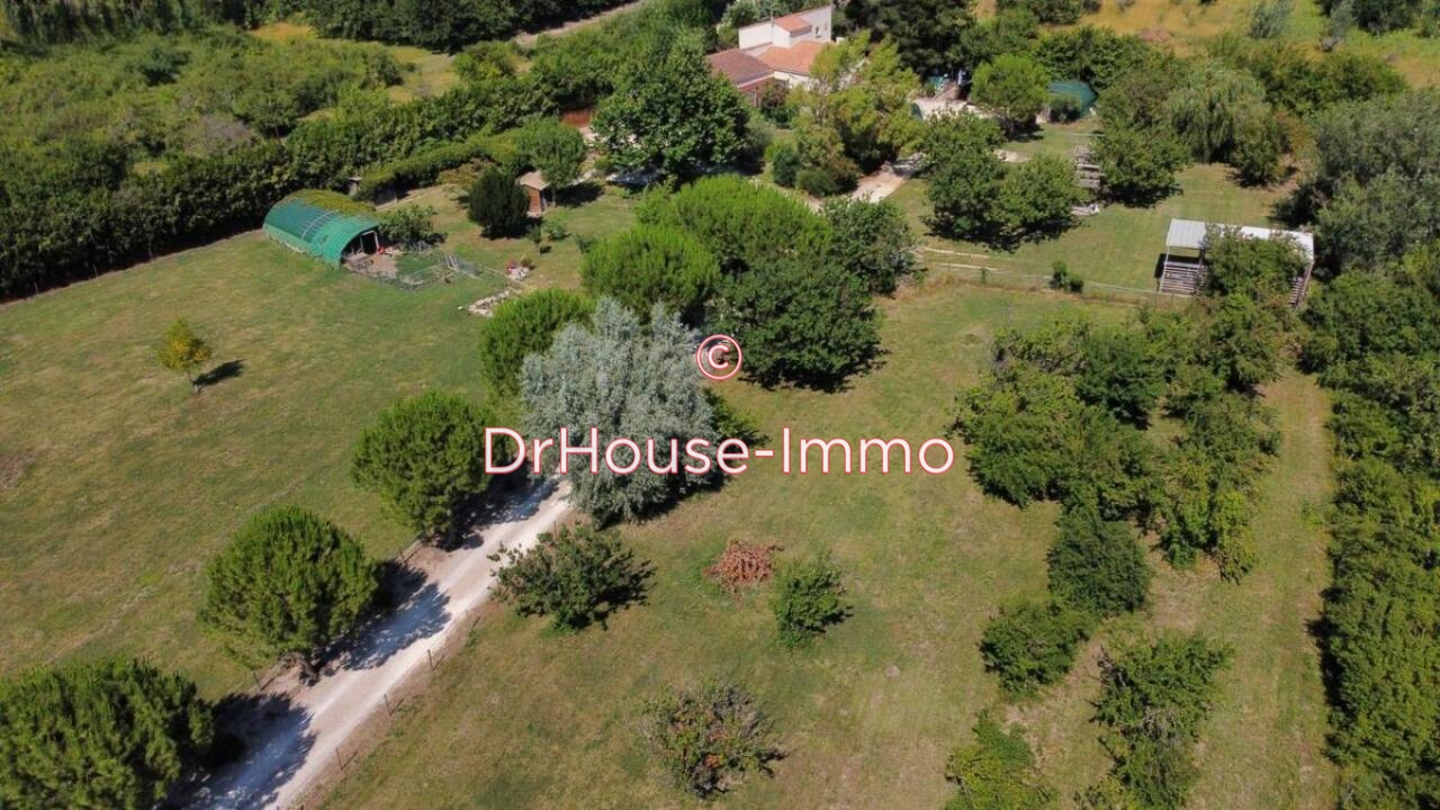 Maison 9 pièces de 258 m² - Caderousse (84860)