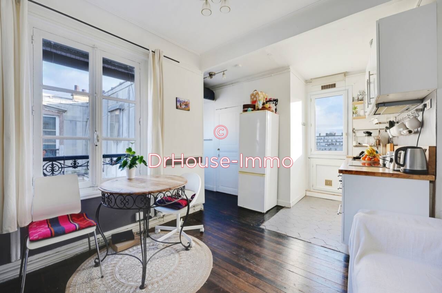 Appartement 2 pièces de 28 m² - Paris (75018)