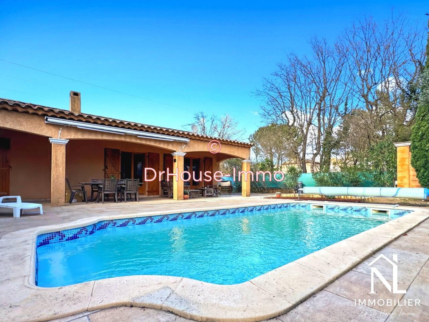 Maison 4 pièces de 94 m² - Rocbaron (83136)