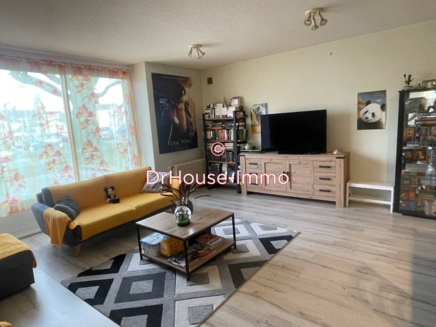 Maison 6 pièces de 175 m² - Sousceyrac-en-Quercy (46190)